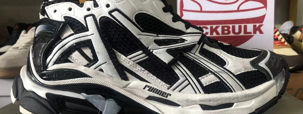 Balenciaga Runner 7.0 Black White Kickbulk Sneaker shoes retail wholesale free shipping camera photos reviews