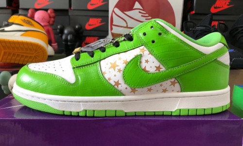 Supreme x Nike SB Dunk Low 'Green Stars' DH3228-101 Kickbulk Sneaker Camera Photos