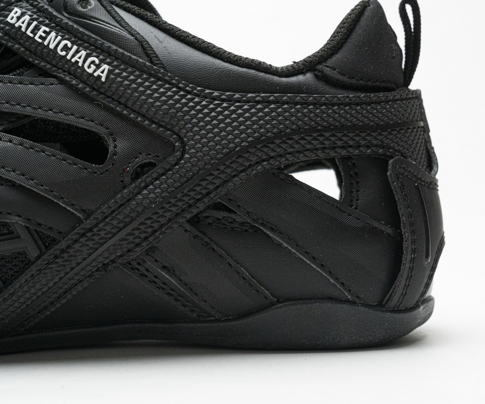 Balenciaga Drive Sneaker Black 624343w2fn11000 15 - www.kickbulk.org