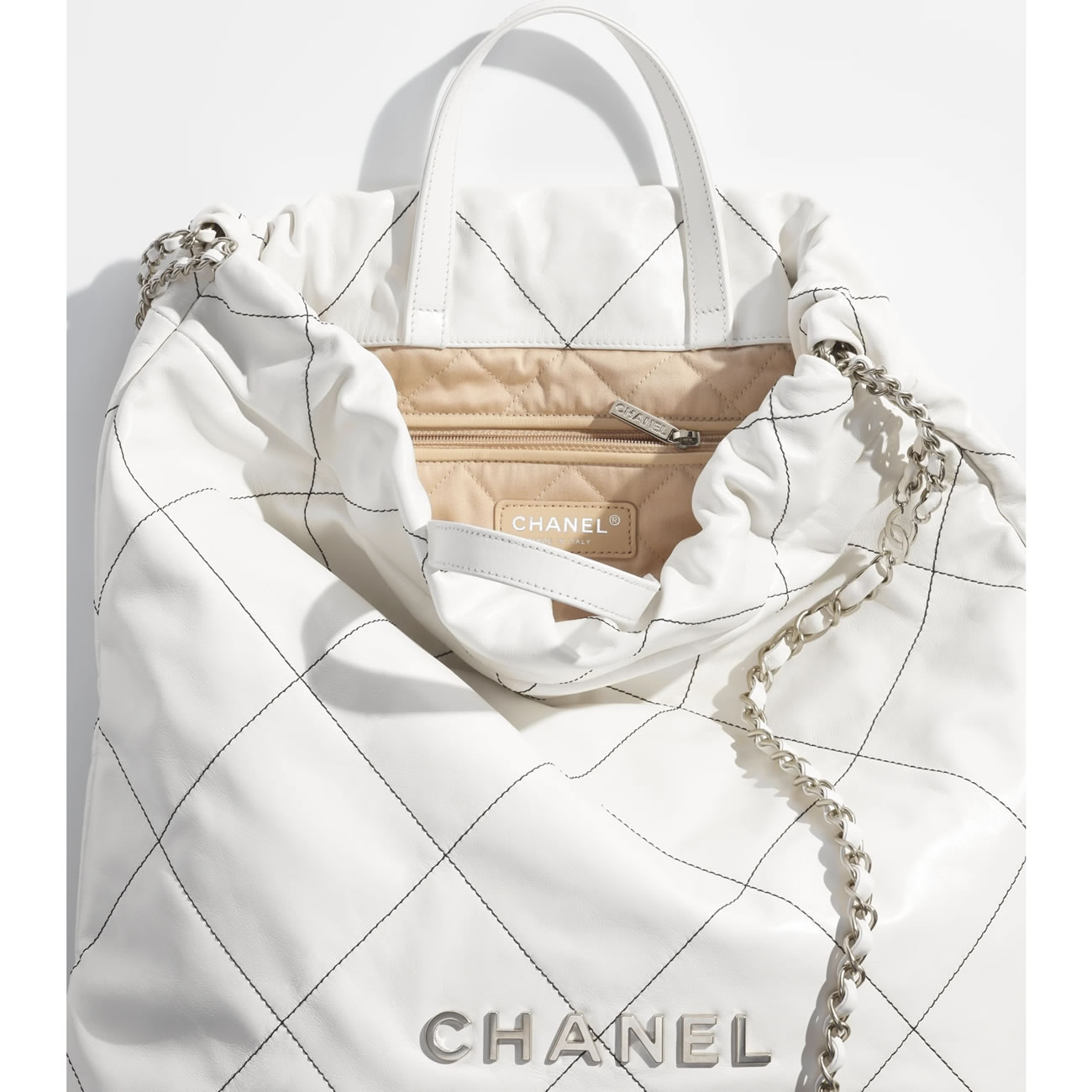 Chanel 22 Backpacks 12 - www.kickbulk.org