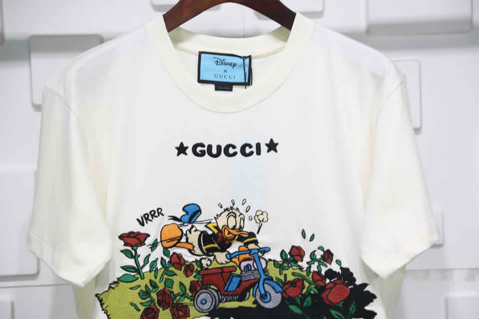 Disney Gucci Donald Duck Embroidery T Shirt 6 - www.kickbulk.org