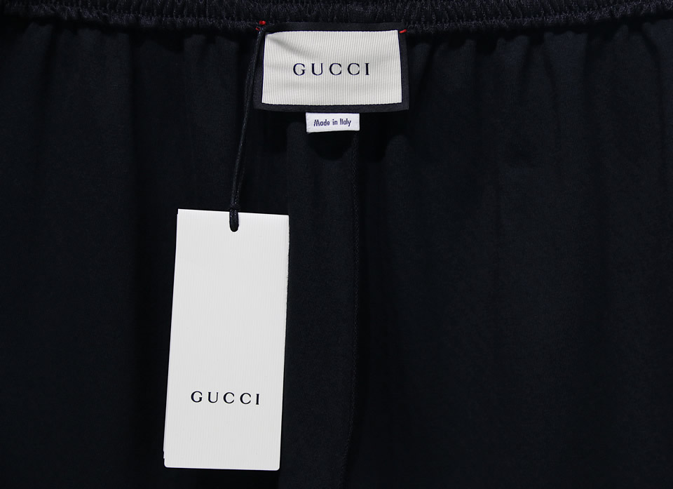 Gucci Twist Webbing Shorts 10 - www.kickbulk.org