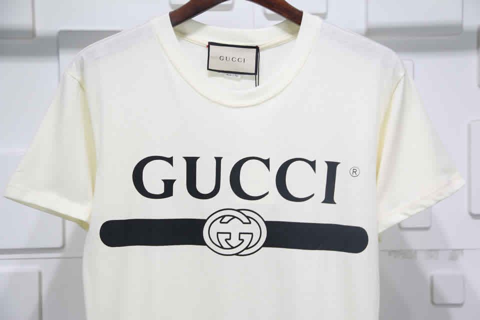 Gucci Black White Crossbar T Shirt Printing Pure Cotton 14 - www.kickbulk.org