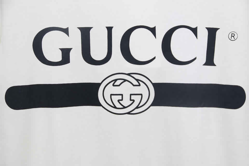 Gucci Black White Crossbar T Shirt Printing Pure Cotton 18 - www.kickbulk.org
