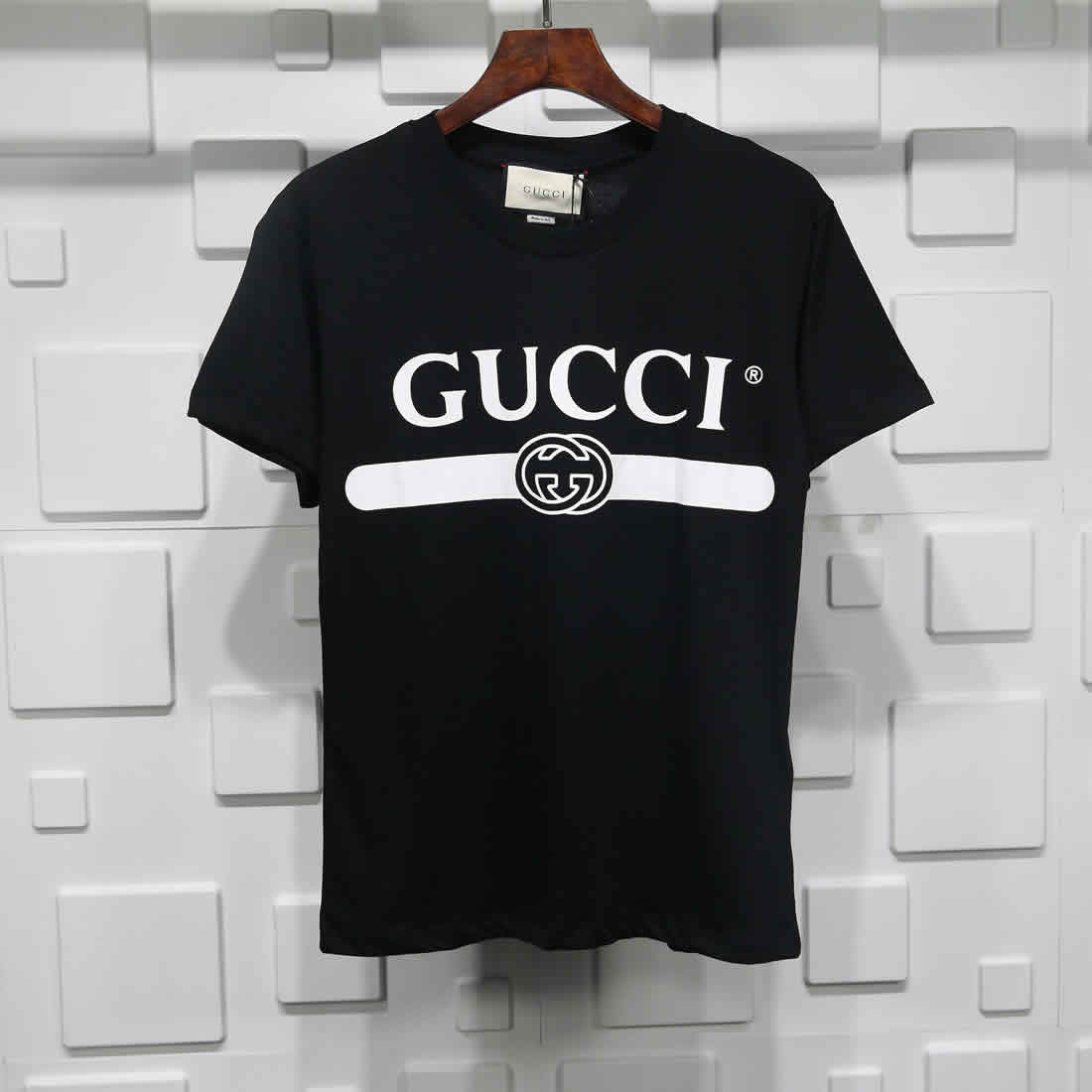 Gucci Black White Crossbar T Shirt Printing Pure Cotton 3 - www.kickbulk.org