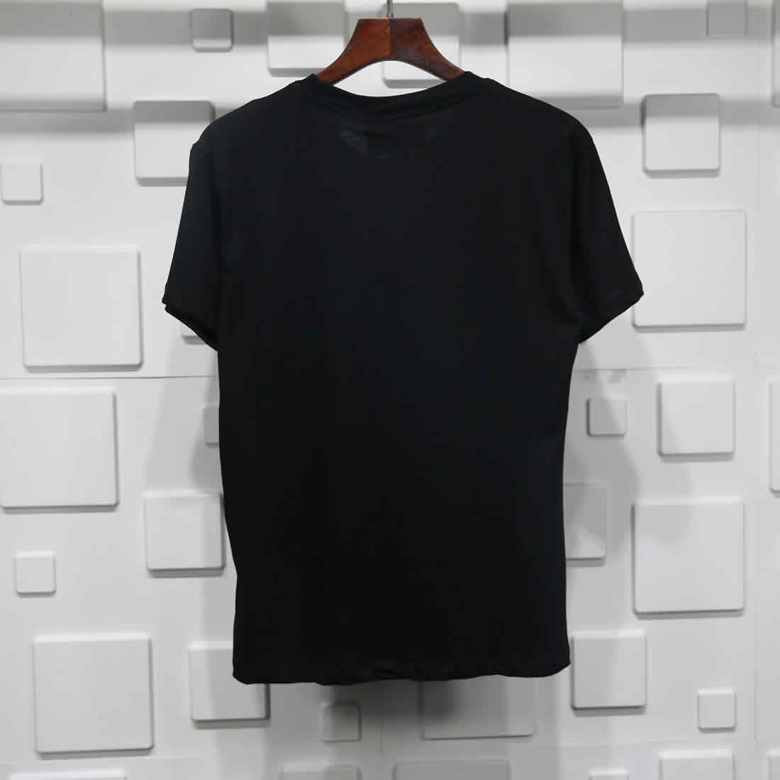 Gucci Black White Crossbar T Shirt Printing Pure Cotton 4 - www.kickbulk.org