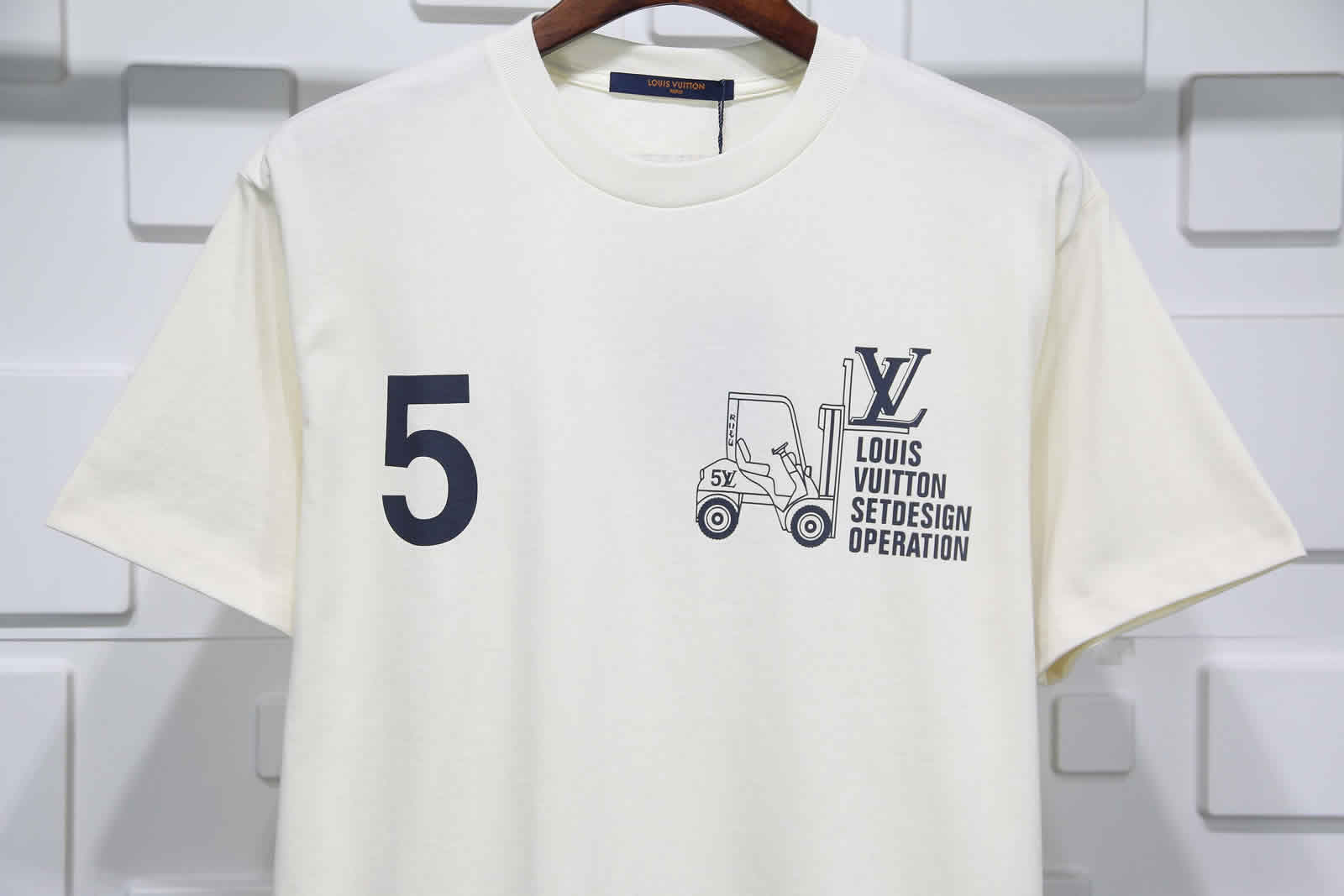 Louis Vuitton Catwalk T Shirt 2021 22 - www.kickbulk.org
