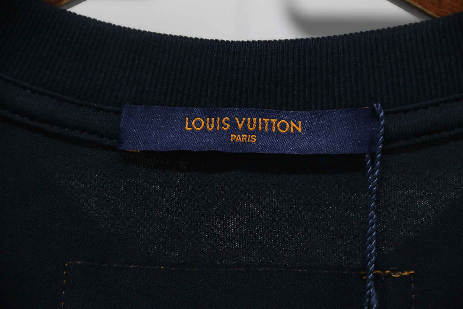 Louis Vuitton Catwalk T Shirt 2021 7 - www.kickbulk.org