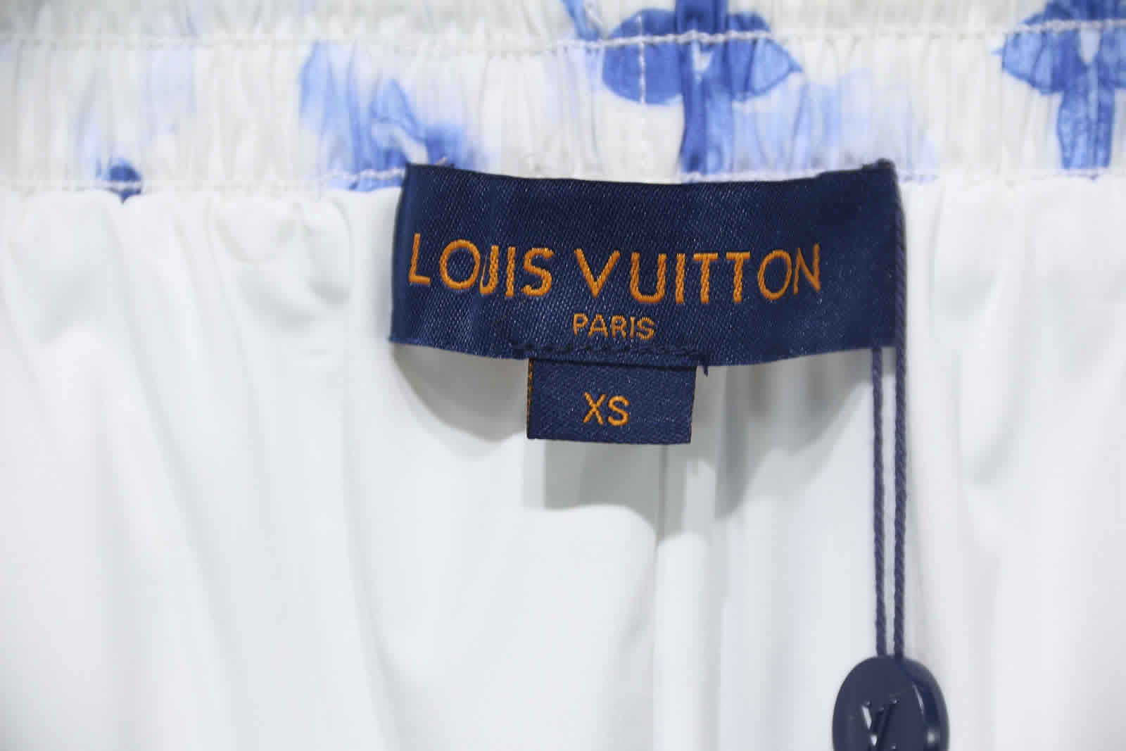 Louis Vuitton Ink Beach Shorts Rm211vdaohlw04w 10 - www.kickbulk.org