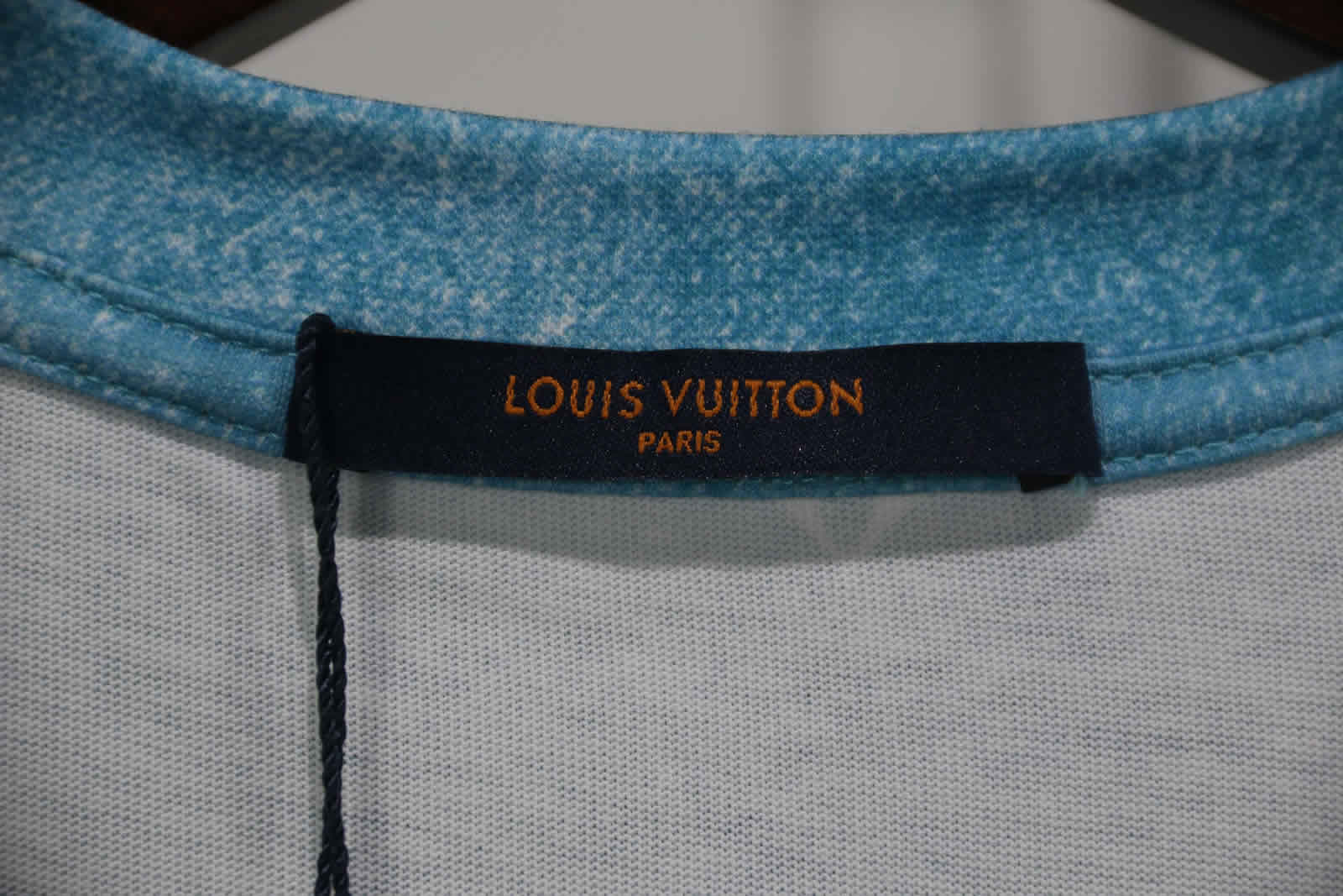 Louis Vuitton Blue White Gradient T Shirt Vccm07 10 - www.kickbulk.org
