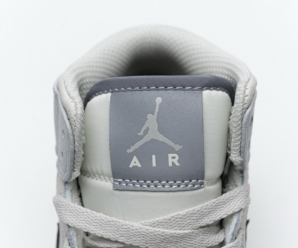 Nike Air Jordan 1 Mid Light Bone Grey 582542 003 9 - www.kickbulk.org