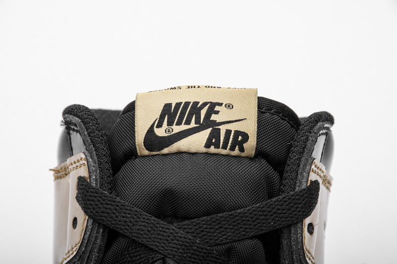 Nike Air Jordan 1 Retro High Og Gold Toe 861428 007 17 - www.kickbulk.org