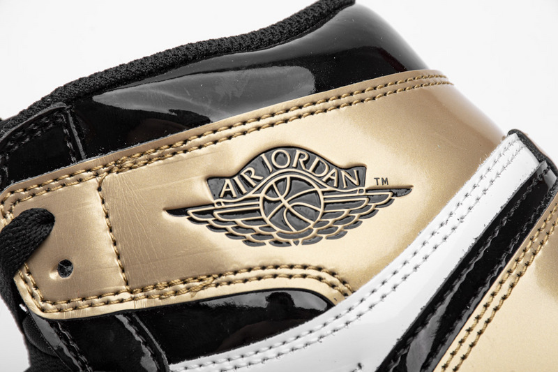 Nike Air Jordan 1 Retro High Og Gold Toe 861428 007 9 - www.kickbulk.org