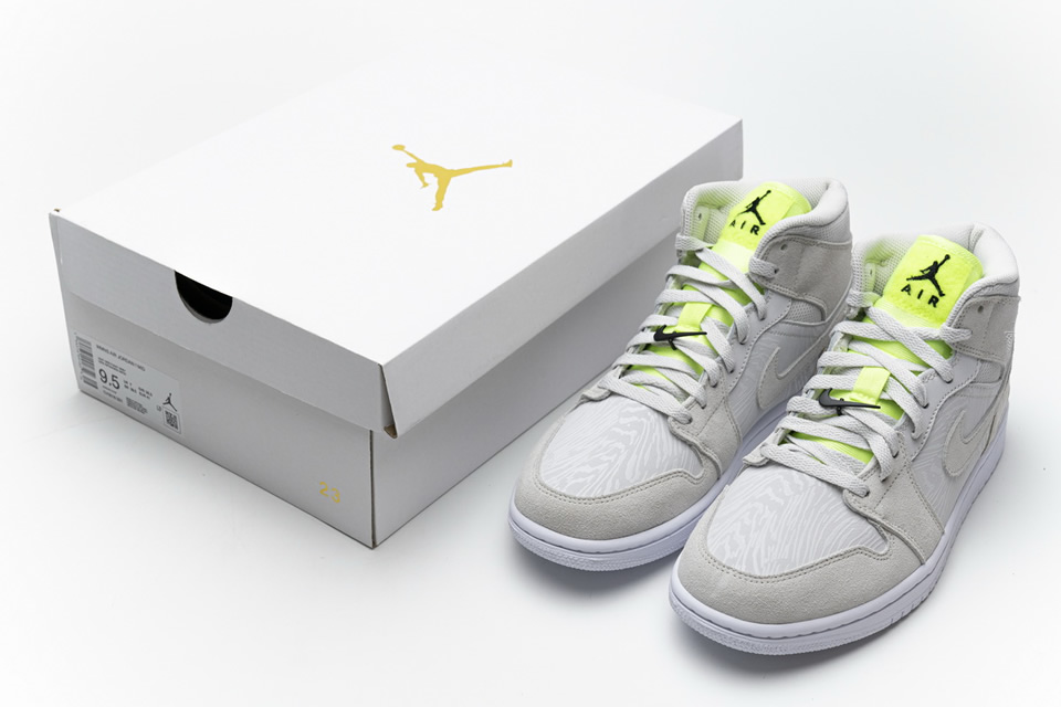 Nike Air Jordan 1 Grey Ghost Green Cv3018  001 4 - www.kickbulk.org