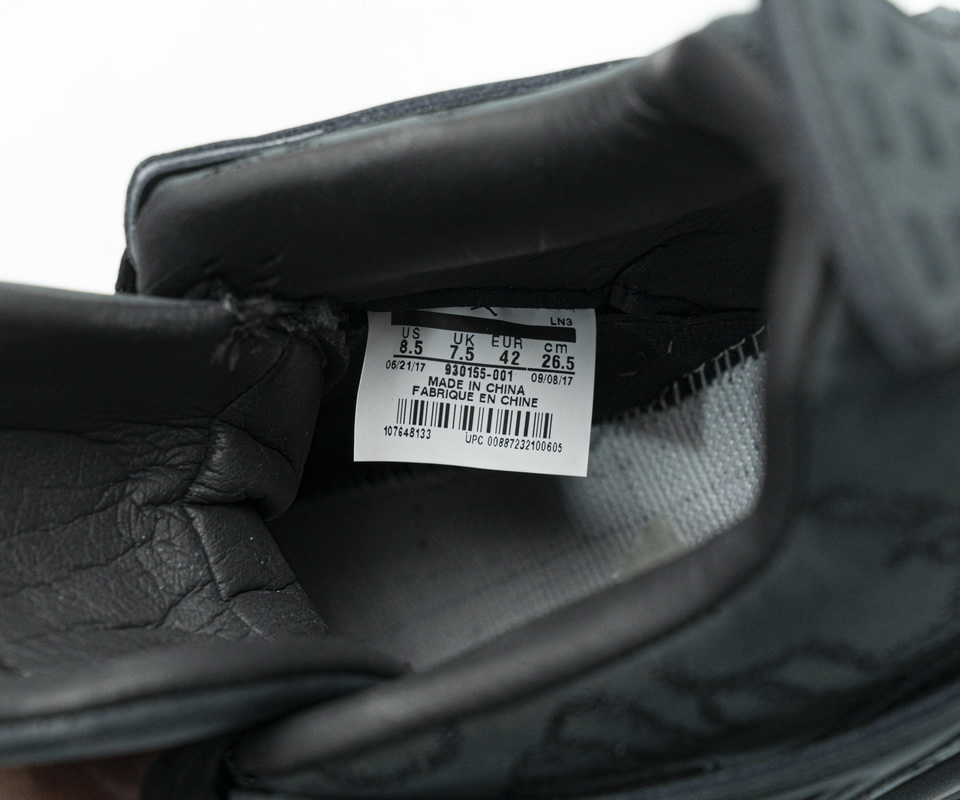 Nike Air Jordan 4 Retro Kaws Black 930155 001 20 - www.kickbulk.org